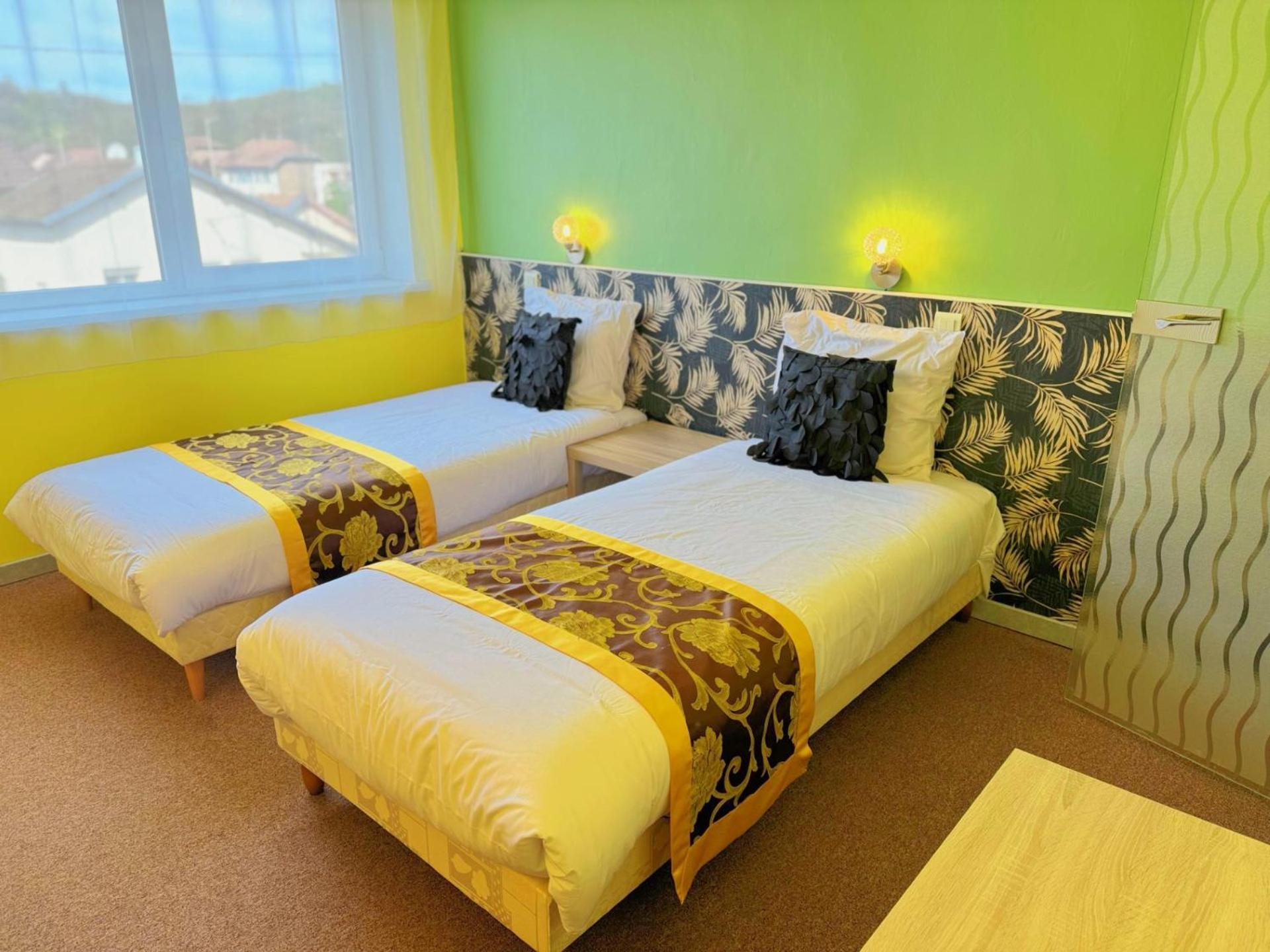 Hotel Le Роншам Екстер'єр фото